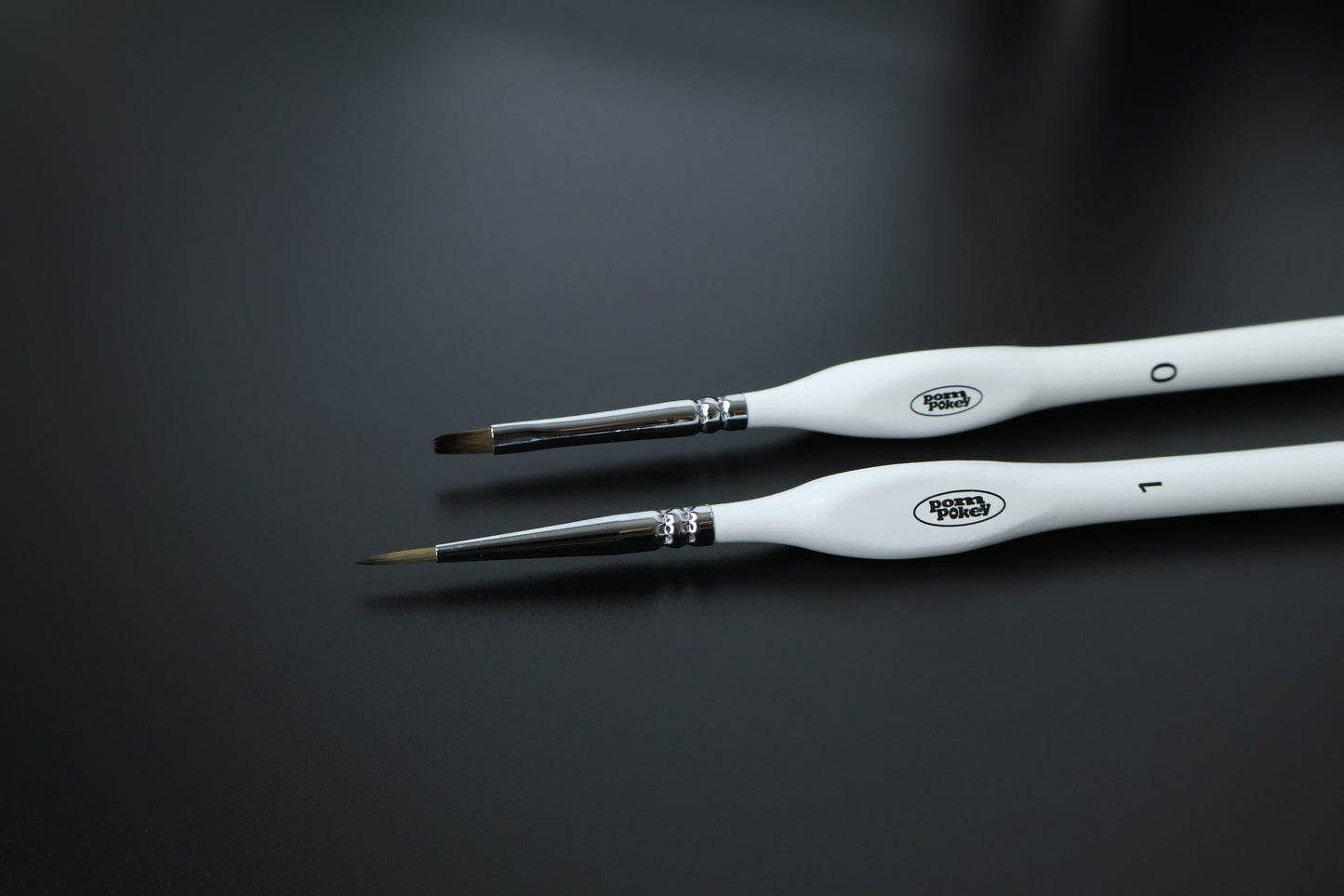 Pompokey lubrication brush