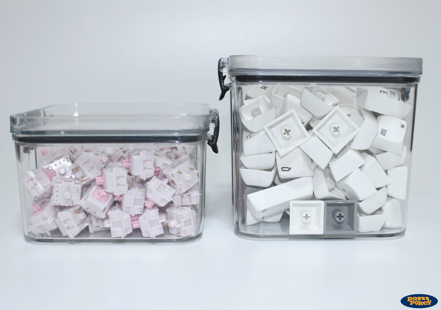 Stackable storage container